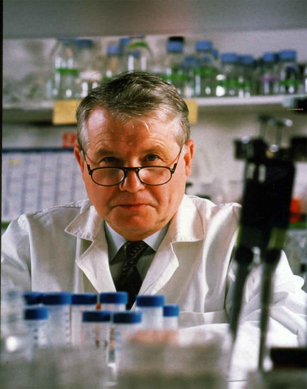 Luc Antoine Montagnier (born 18 August 1932) is a French virologist and joint recipient with Françoise Barré-Sinoussi and Harald zur Hausen of the 2008 Nobel Prize in Physiology or Medicine for his discovery of the human immunodeficiency virus (HIV)
